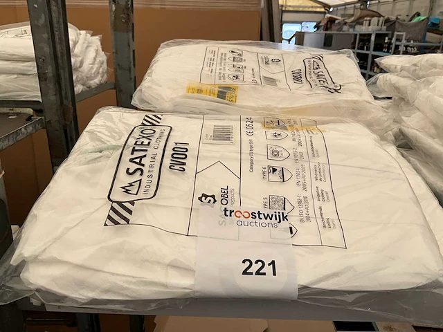 Satexo. cv001. industriële wegwerpoverall. (10x) - afbeelding 1 van  2