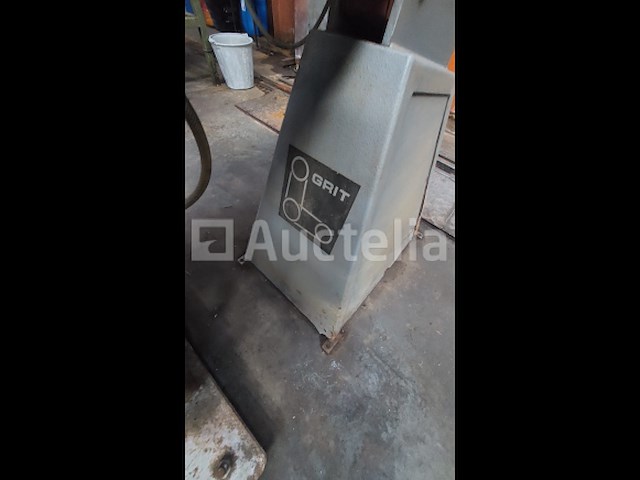 Saturne cirkelzaagautomaat / automatische zaagmachine - afbeelding 8 van  14