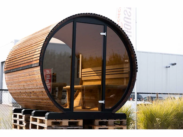 Sauna 6 personen - afbeelding 1 van  9