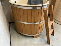 Sauna afkoelbad - afbeelding 3 van  8