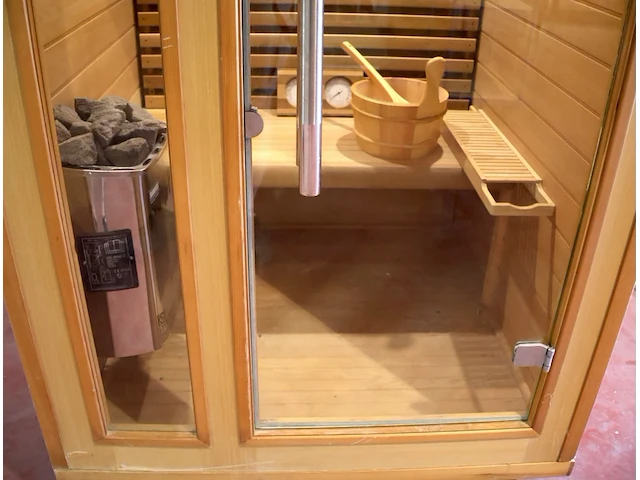Sauna - afbeelding 2 van  8