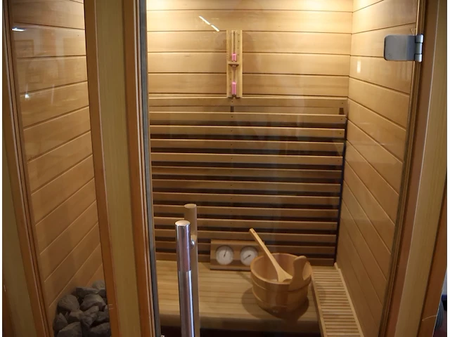 Sauna - afbeelding 3 van  8