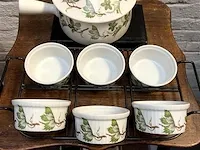 Sauspot + 6 sauskommetjes decor bordeaux - afbeelding 3 van  4