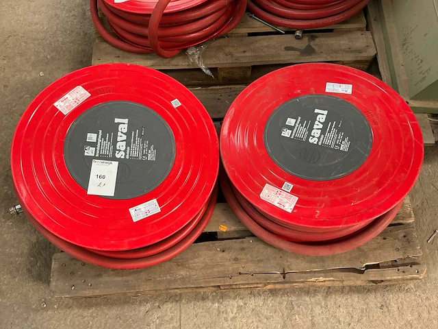 Saval brandslanghaspel (2x) - afbeelding 1 van  4