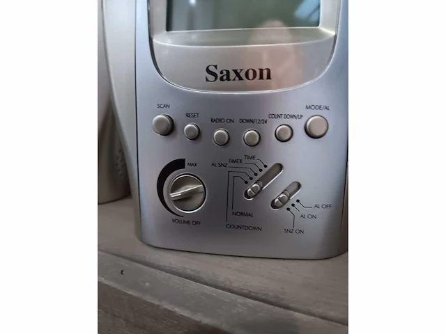 Saxon fm radio radio & wekker - afbeelding 2 van  3