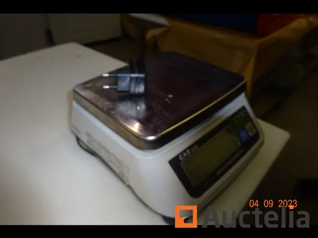 Scale - afbeelding 2 van  2