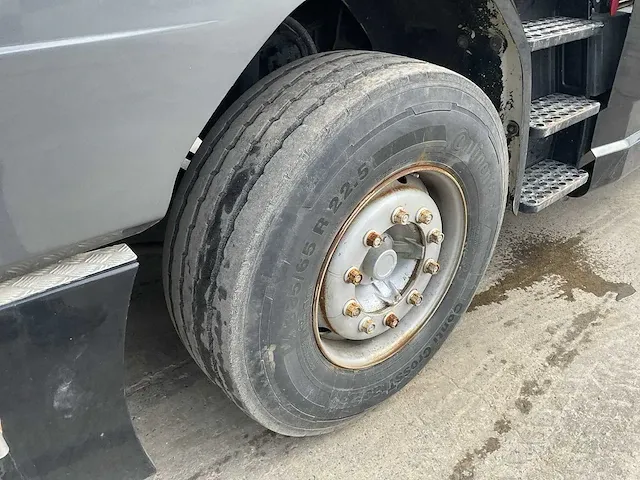 Scania 113h vrachtwagen - afbeelding 2 van  35