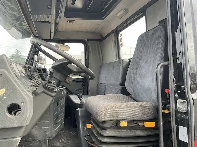Scania 113h vrachtwagen - afbeelding 6 van  35