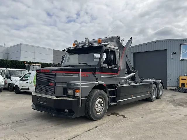 Scania 113h vrachtwagen - afbeelding 1 van  35