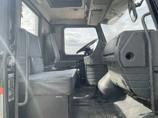 Scania 113h vrachtwagen - afbeelding 14 van  35