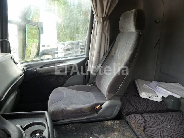 Scania 164 g container vrachtwagen (2002-900.000 km) - afbeelding 17 van  20