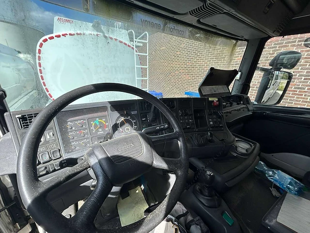 Scania 2002 tankwagen ref 400 defect - afbeelding 9 van  10