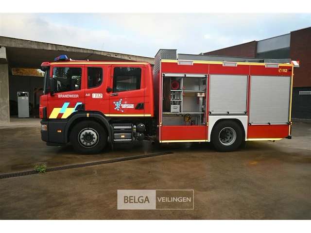Scania brandweerwagen / pompwagen - afbeelding 12 van  42