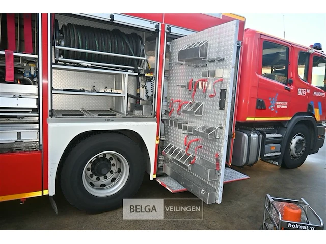 Scania brandweerwagen / pompwagen - afbeelding 42 van  42