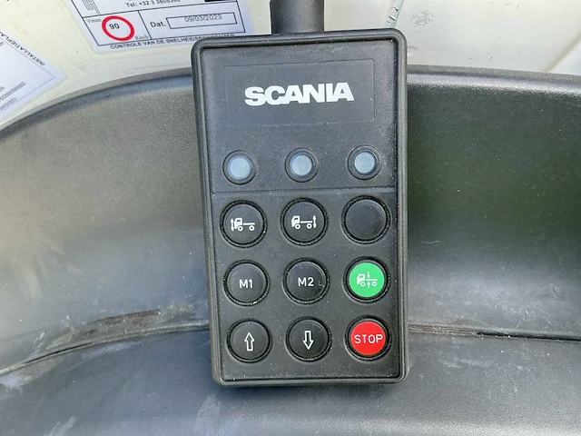 Scania lb8x2*6 afval ophaalwagen - afbeelding 19 van  25