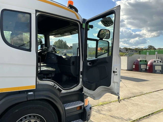 Scania lb8x2*6 afval ophaalwagen - afbeelding 16 van  23