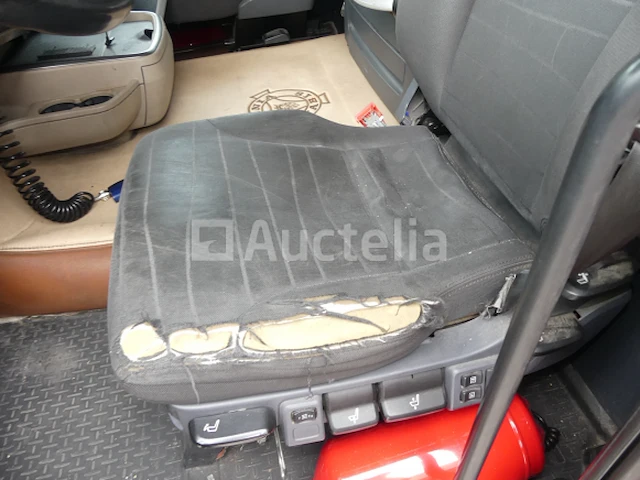 Scania r490 trekker (2015-891.424 km) - afbeelding 29 van  41