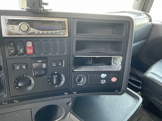 Scania trekker - afbeelding 10 van  23