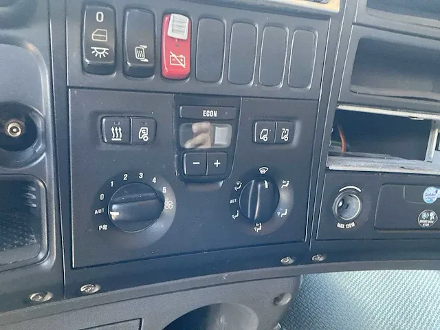 Scania trekker - afbeelding 14 van  23