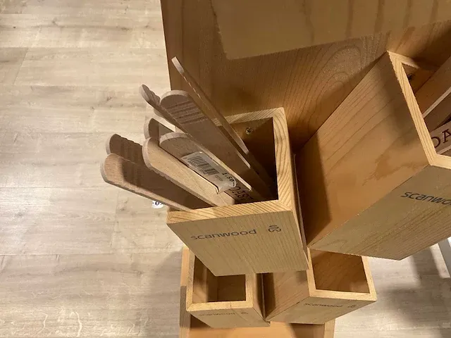 Scanwood presentatiezuil met houten keukenbenodigheden - afbeelding 5 van  6
