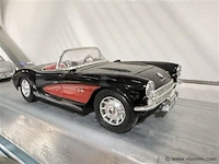 Schaalmodel corvette c1 1/18 - afbeelding 1 van  3