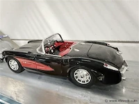 Schaalmodel corvette c1 1/18 - afbeelding 3 van  3