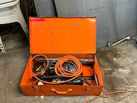 Schaar op olie - afbeelding 1 van  4