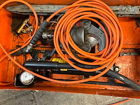 Schaar op olie - afbeelding 2 van  4