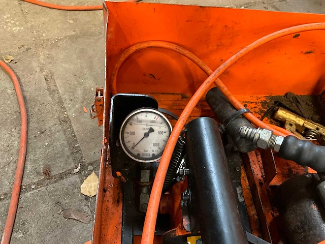 Schaar op olie - afbeelding 3 van  4