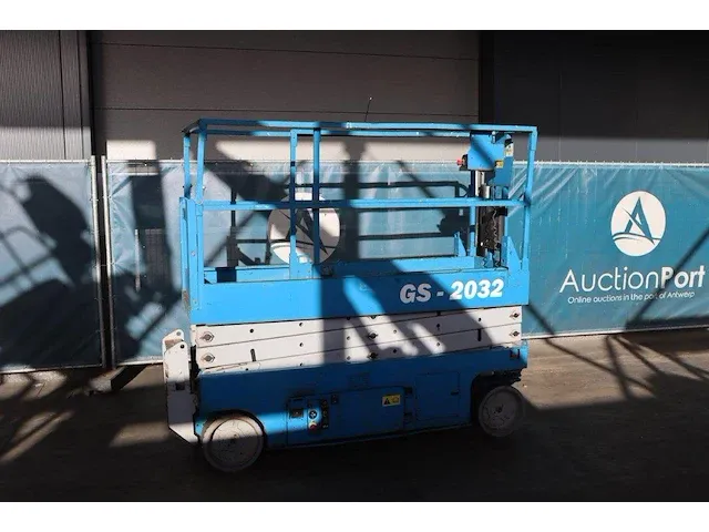 Schaarhoogwerker genie gs-2032 elektrisch 8m - afbeelding 1 van  1