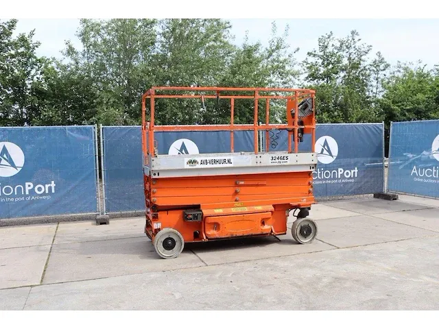 Schaarhoogwerker jlg 3246es elektrisch 320kg 11.51m 2010 - afbeelding 1 van  1