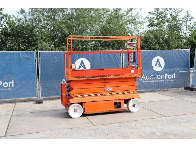 Schaarhoogwerker skyjack sj3226 elektrisch 227kg 9.92m 2017 - afbeelding 1 van  1