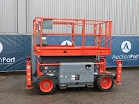 Schaarhoogwerker skyjack sj6832rt diesel 9.7m