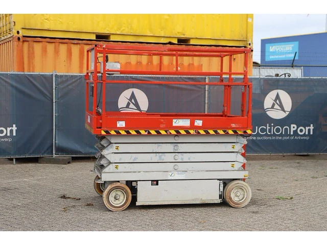 Schaarhoogwerker skyjack sjiii4626 diesel 9.9m 2011 - afbeelding 1 van  1