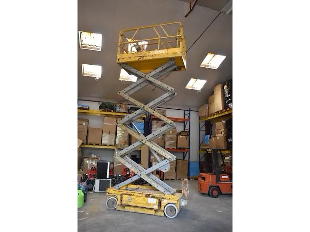 Schaarlift genie gs-246 - afbeelding 20 van  22