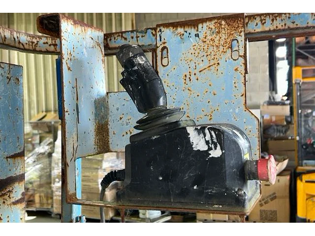 Schaarlift genie - afbeelding 7 van  8