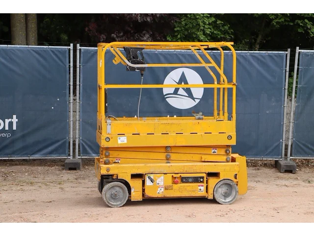 Schaarlift haulotte ciseaux optimum 8 elektrisch 7.77m 2014 - afbeelding 1 van  1