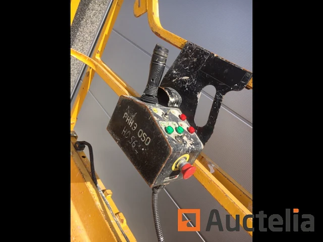 Schaarlift haulotte compact 8 - afbeelding 1 van  7