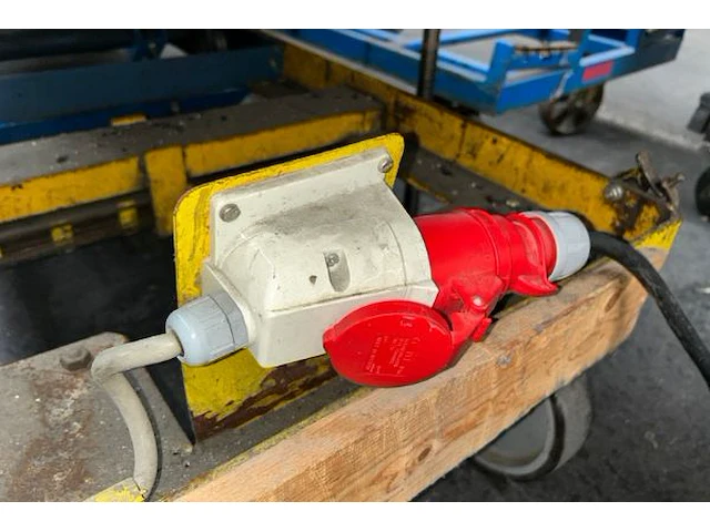 Schaarlift hymo mobiel - afbeelding 11 van  12