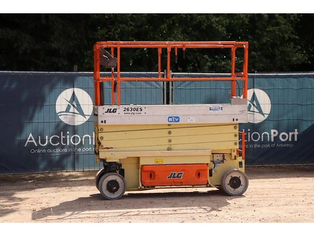 Schaarlift jlg 2630es elektrisch 9.7m 2011 - afbeelding 1 van  1