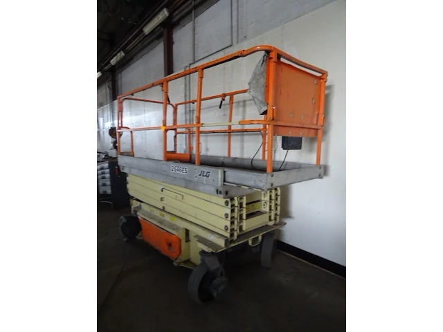 Schaarlift jlg - afbeelding 3 van  7