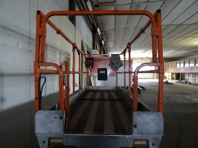 Schaarlift jlg - afbeelding 5 van  7