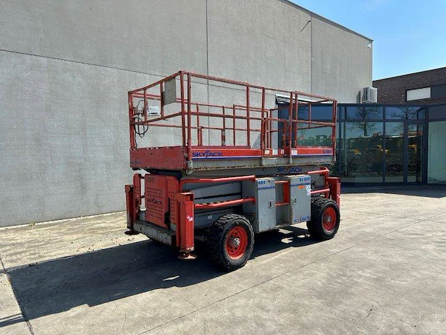 Schaarlift skyjack sj8831 lpg 11.4m 2009 - afbeelding 1 van  1