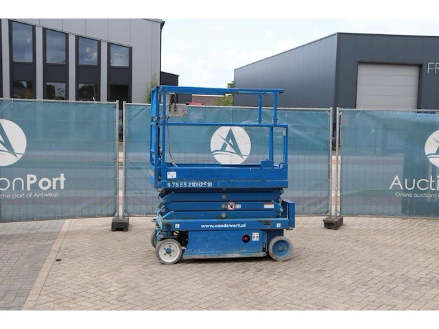 Schaarlift skyjack sjiii-3219 elektrisch 8m - afbeelding 1 van  1