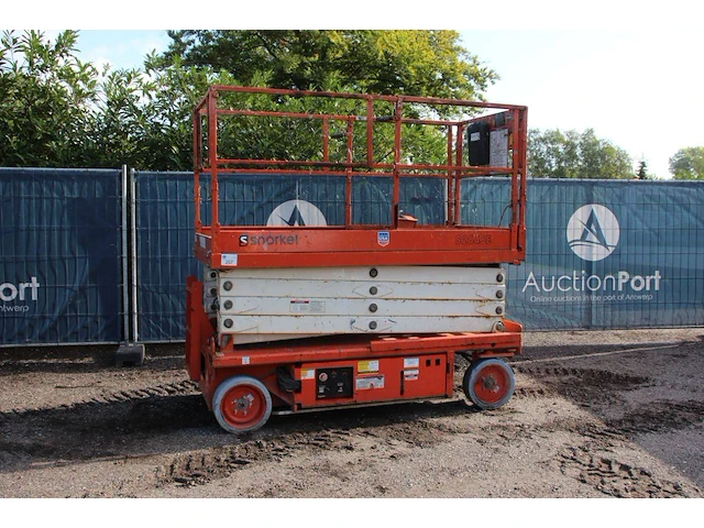 Schaarlift snorkel s2646e elektrisch 9.9m 2004 - afbeelding 1 van  1