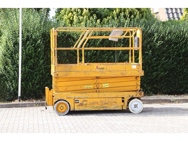 Schaarlift upright x26 elektrisch 10.0m 1999 - afbeelding 1 van  1