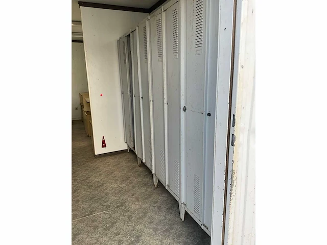 Schaftcontainer 6 x 3 m - afbeelding 12 van  23