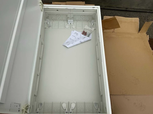 Schakelkast (2x) - afbeelding 4 van  4