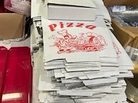 Schalen, pizzadozen, kopjes - afbeelding 4 van  7