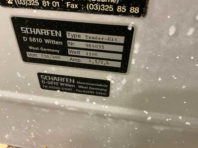 Scharfen tender-hit vleesvermalser - afbeelding 4 van  5